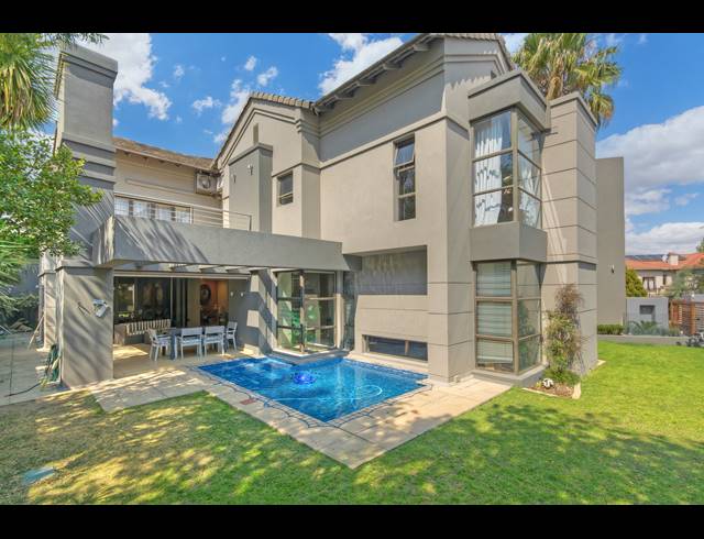 4 BEDROOM CLUSTER FOR SALE IN WOODMEAD
